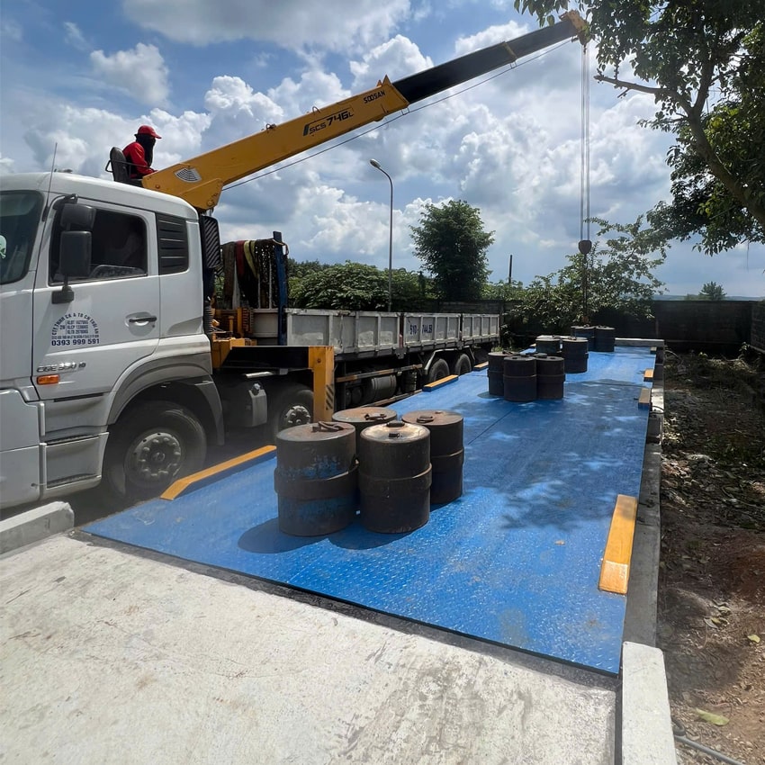 Cân xe tải 80 tấn kiểu nổi